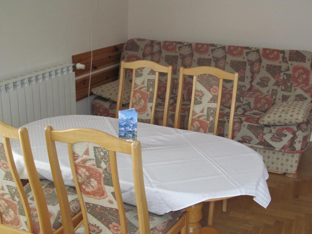 Bialy Dworek Zakopane Szoba fotó